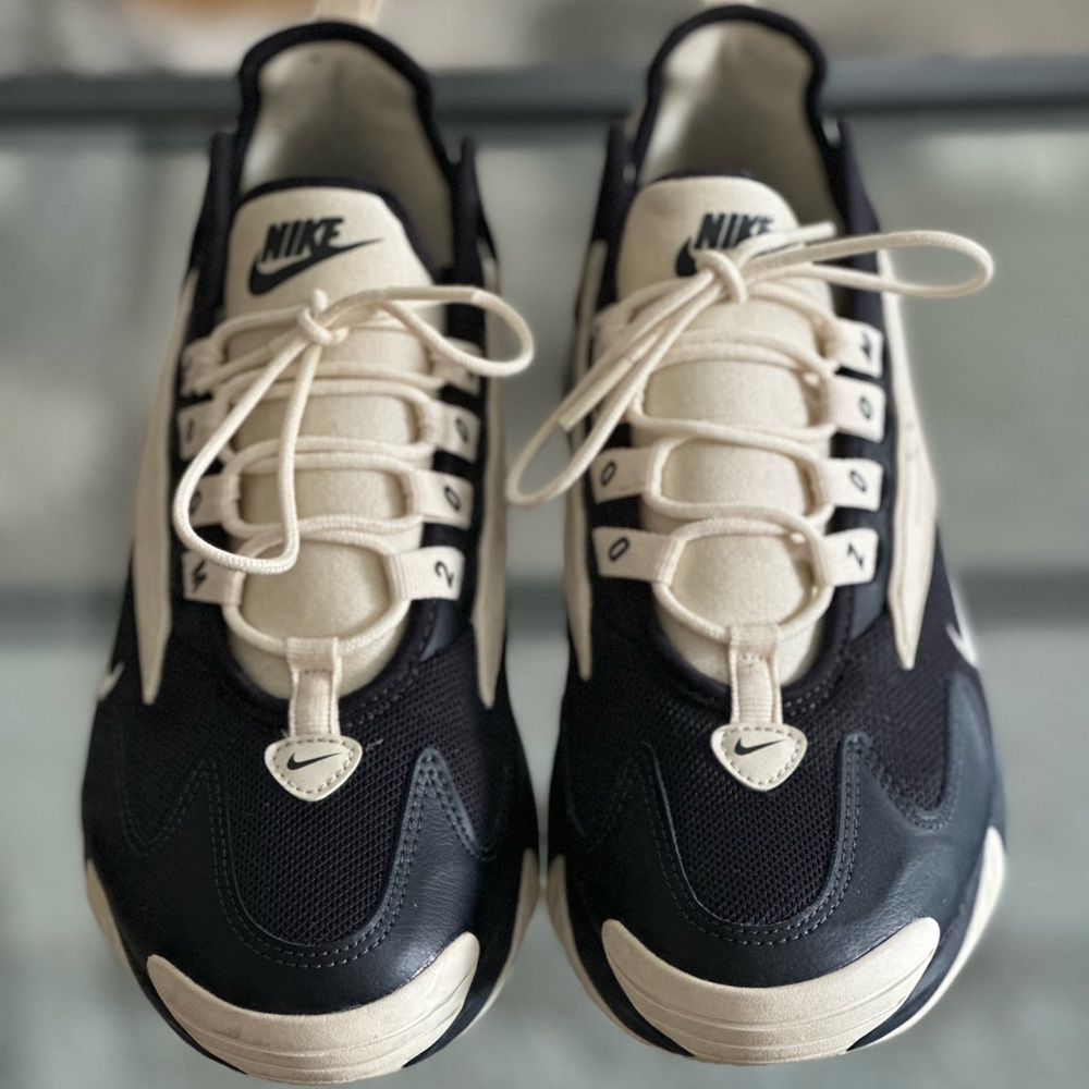 Like new! Nike Zoom 2K